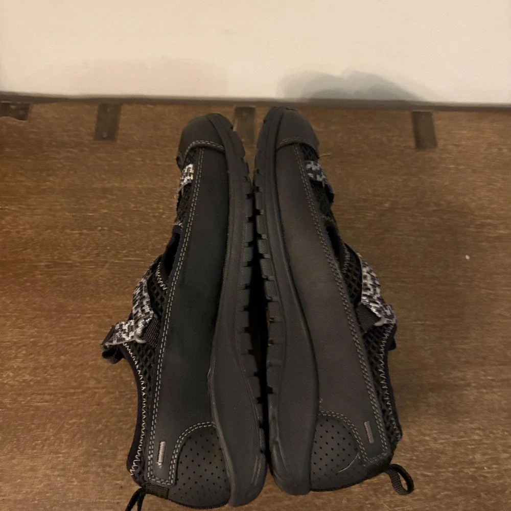 Chaco Sandals Girls Size 6 Black‎ Mesh Fisherman Water Shoes Adjustable Strap